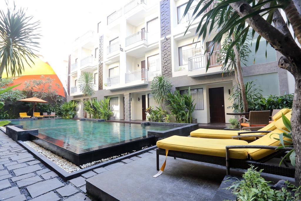 Zen Rooms Legian Dewi Sri Kuta  Exterior photo